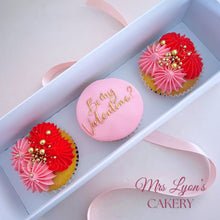 Load image into Gallery viewer, Valentine&#39;s Cupcakes Box of 3
