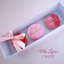 Load image into Gallery viewer, Valentine&#39;s Cupcakes Box of 3
