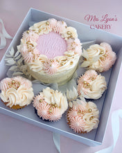 Load image into Gallery viewer, Mother&#39;s Day Mini Cake &amp; Cupcakes
